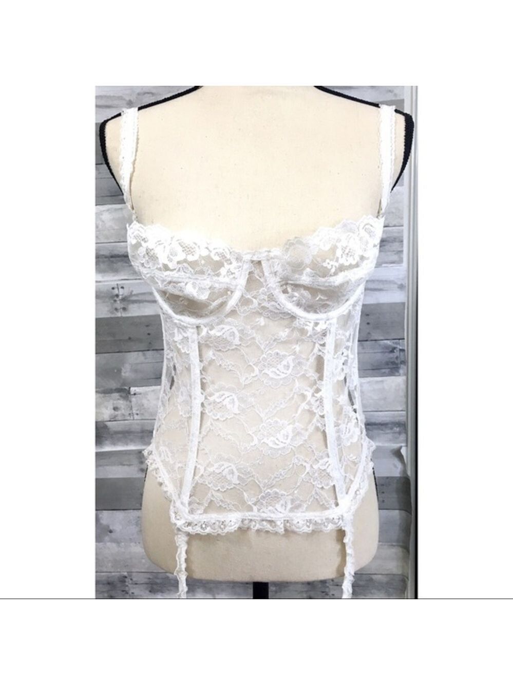 White ruffle & lace corset - Picture 4 of 8